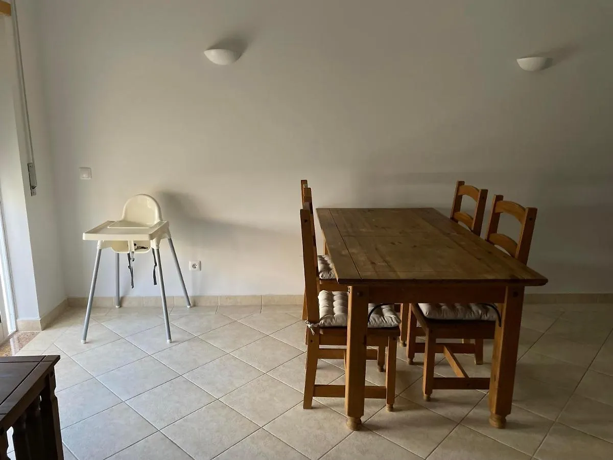 Beachfront T1 Armacao de Pera Apartment